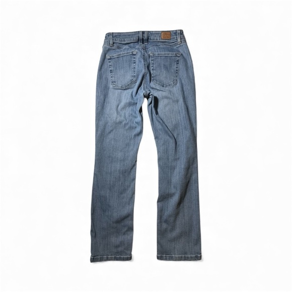 L.L. Bean Women's Classic Straight Leg Denim Jeans - Picture 2 of 7